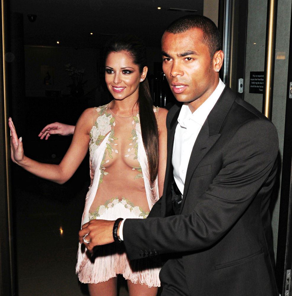 Ashley Cole with Wife Pics FOOTBALL STARS WALLPAPERS picture image